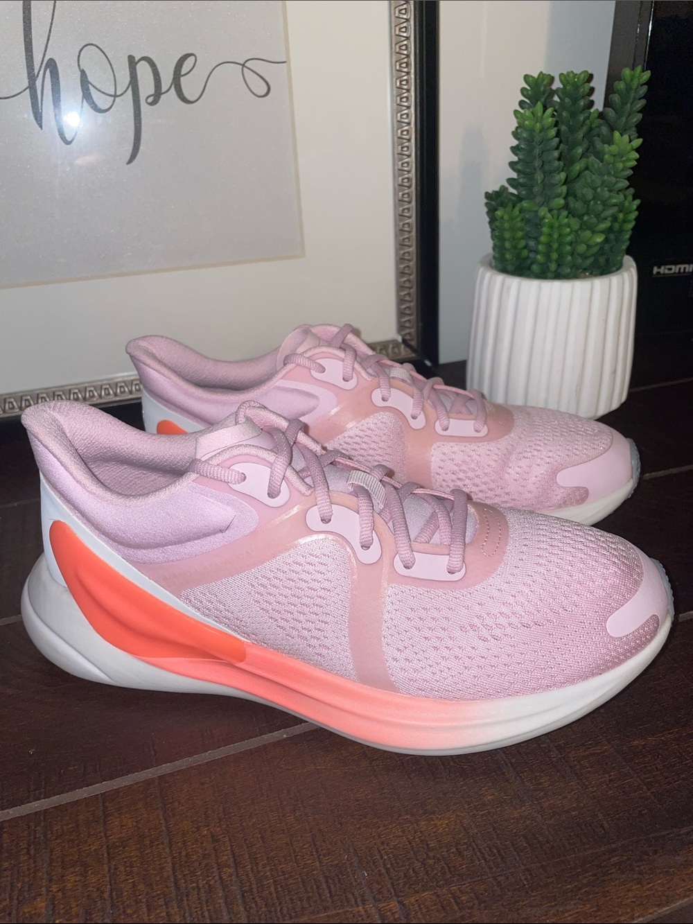 Lululemon Blissfeel Run Pink Athletic Running Sneakers Size 6 Like New
